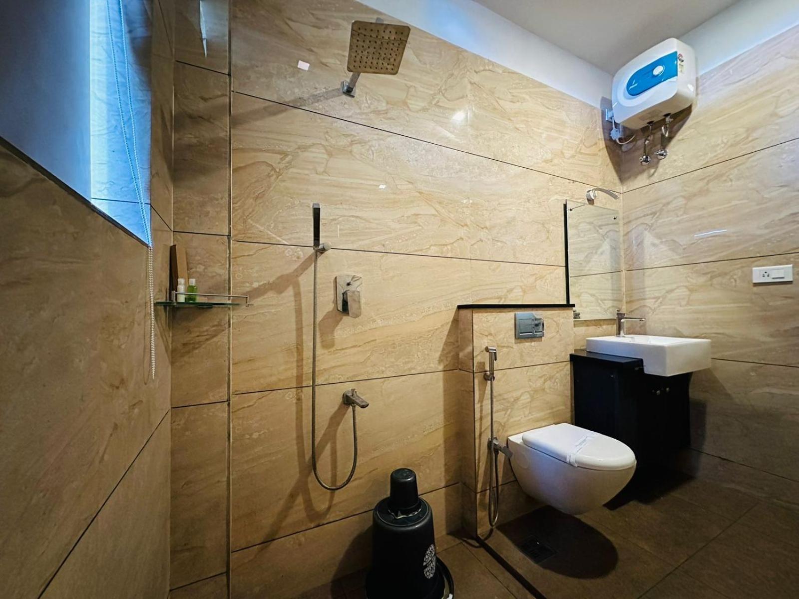 ויטירי Tarang Holiday Homes מראה חיצוני תמונה